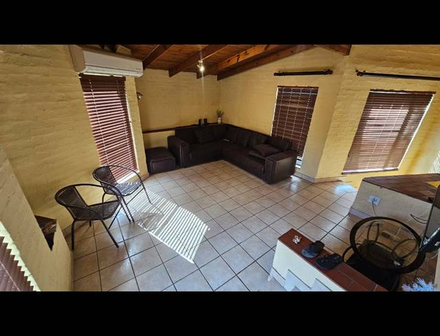 5 BEDROOM HOUSE FOR SALE IN FAIRVIEW